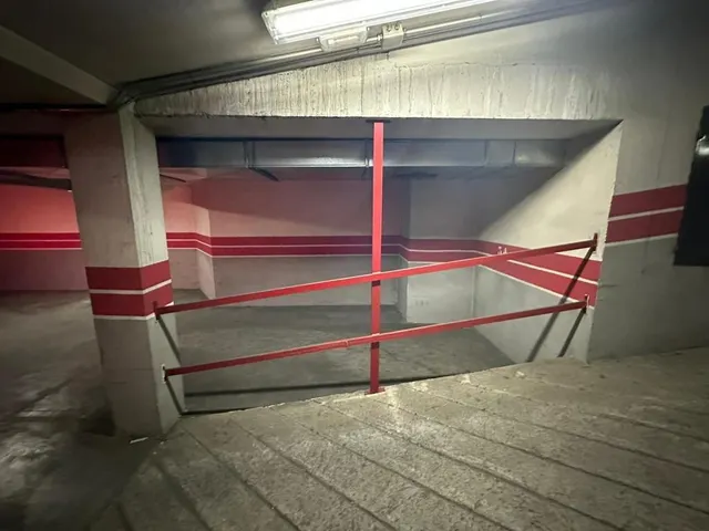 plaza de garaje en Casco Antiguo — 8