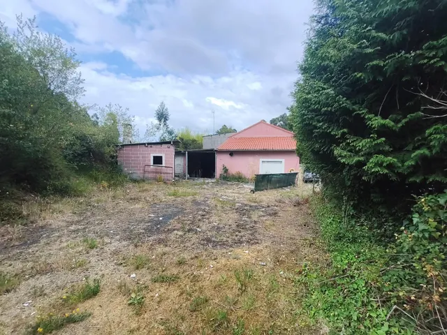 Casa y negocio en Mera de Arriba, Ortigueira. — 17