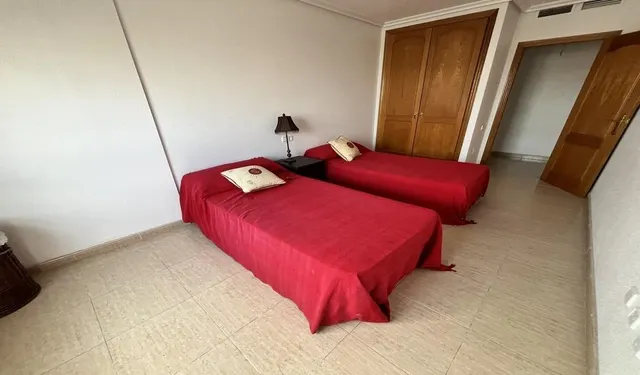 ALTO STANDING - Se vende precioso y GRAN PISO 2º ESQUINA 213 metros — 28