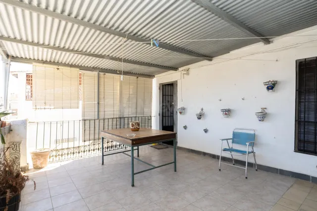 Encantadora Casa para Reformar en el Casco Antiguo de Salobr - foto 3