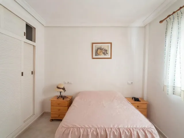 Apartamento con jardín de 40m2 en planta baja en Los Collados — 18