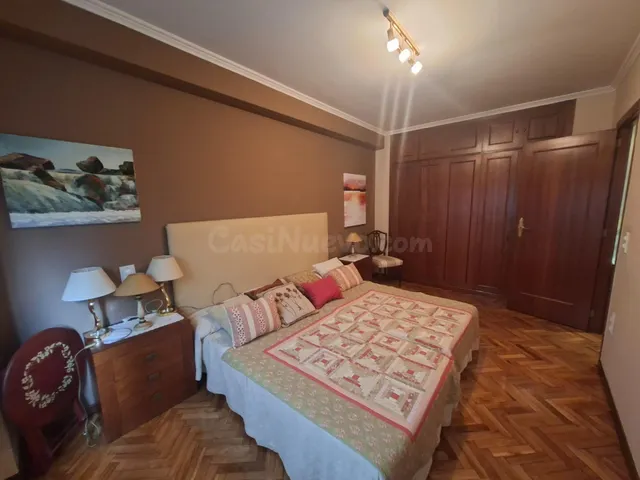 Amplio y Moderno Apartamento en el Corazón de Vilagarcía de  - foto 3