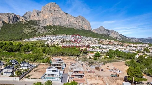 VILLAS DE OBRA NUEVA EN POLOP — 7
