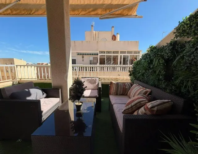 Ático dúplex soleado a 1 minuto del mar - foto 2