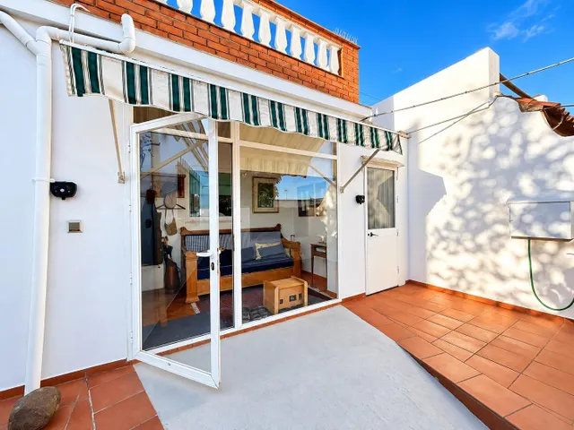 Casa de una sola planta con patio y azotea en Calle San Miguel – Alcalá de los Gazules — 42