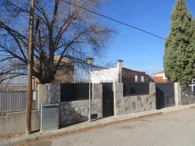 Se vende Casa en Toledo Sin posesión
