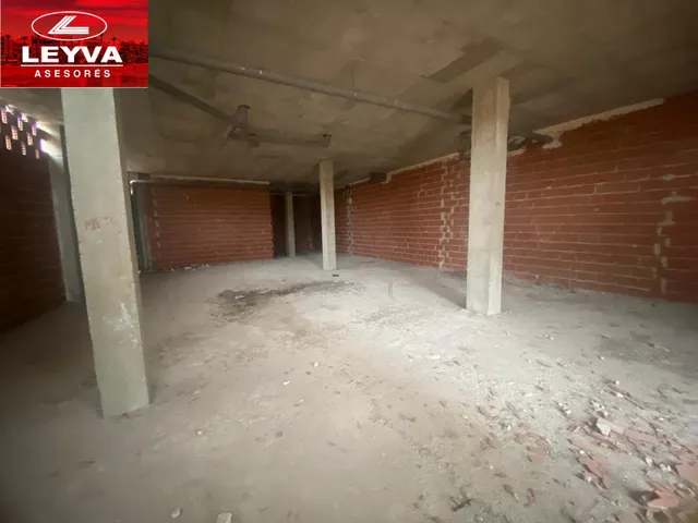 LOCAL COMERCIAL EN VENTA — 13