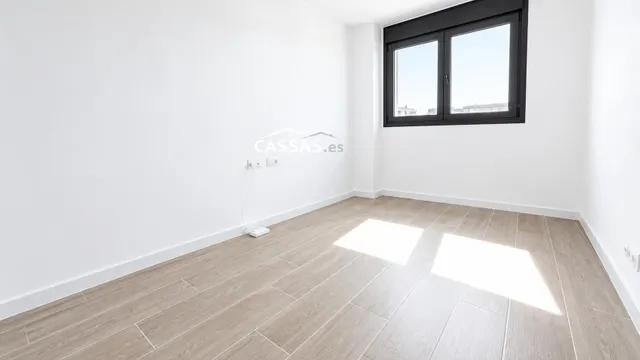 ALOVERA - Obra nueva. Ático con terraza de 10 m2, 3 habitaciones, 3 baños, 2 plazas de garaje, Trastero y piscina. — 39