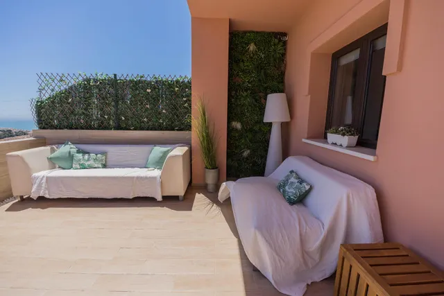 Chalet con Vistas al Mar  y la Montaña – Ubicación Privilegiada — 41