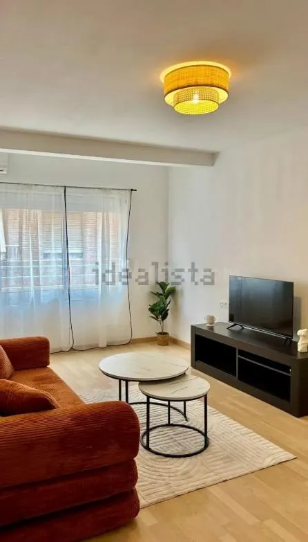ALQUILER DE LINDA Y ACOGEDORA VIVIENDA REFORMADA ZONA SANTO DOMINGO