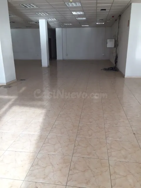 Local comercial 400m² en venta - Santander - foto 2