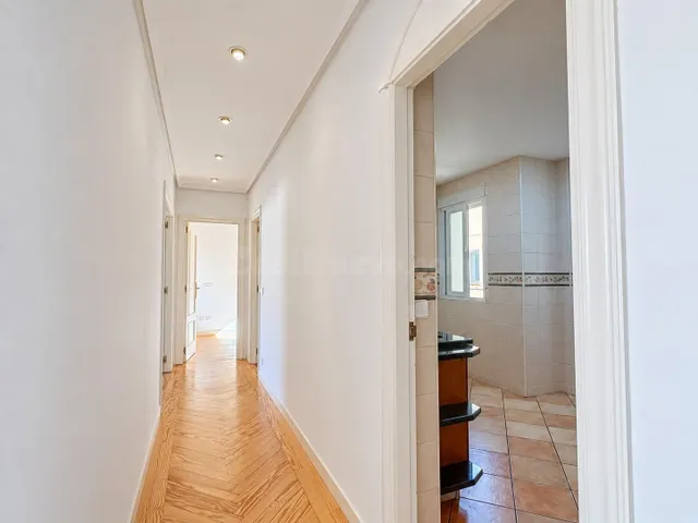 Piso de 2 dormitorios con terraza cerrada junto a Príncipe P - foto 3