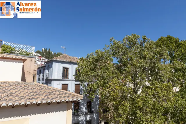 ¡CASA CON ENCANTO Y VISTAS EN PLENA PLAZA DE SANTO DOMINGO... EN EL EMBLEMÁTICO BARRIO DEL REALEJO! — 30