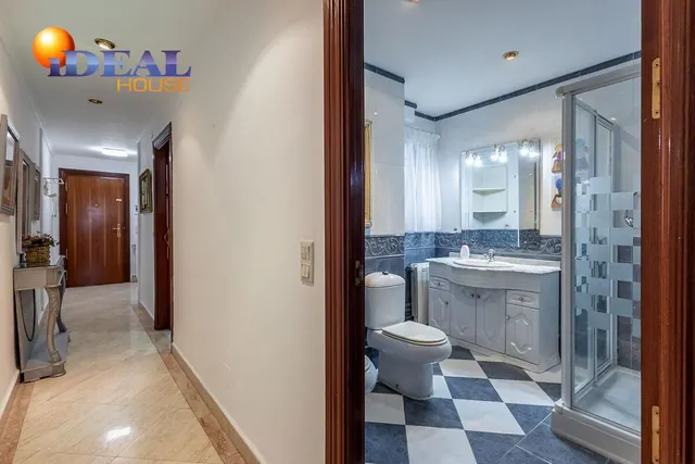 Piso en Avenida Don Bosco — 18
