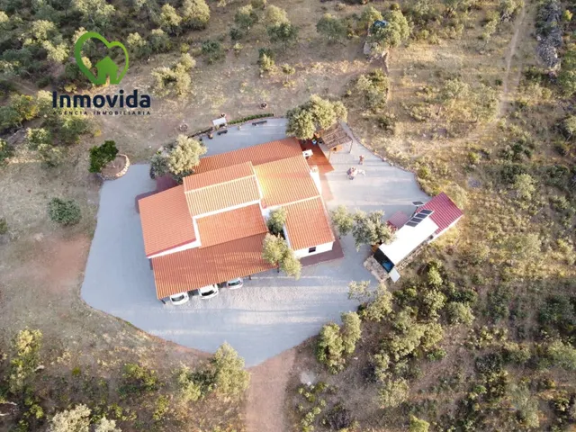 FINCA PARA EXPLOTACIÓN RURAL - foto 2