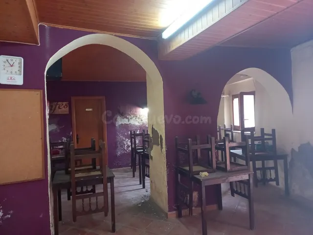 OCASION CAFETERIA RESTAURANTE CON VIVIENDA, BUHARDILLA Y GRA - foto 3