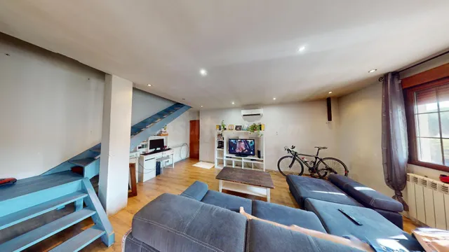 Espectacular Piso en Talamanca de Jarama con Amplia Terraza y Piscina Comunitaria — 5