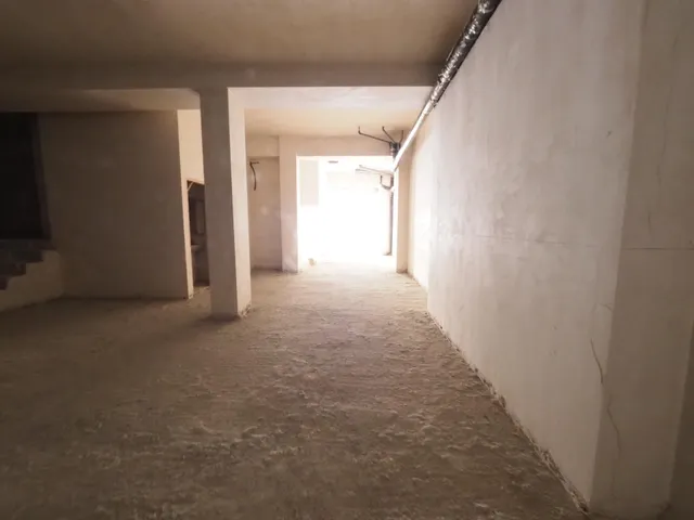 Se vende local comercial en Santa Coloma de gramanet — 8
