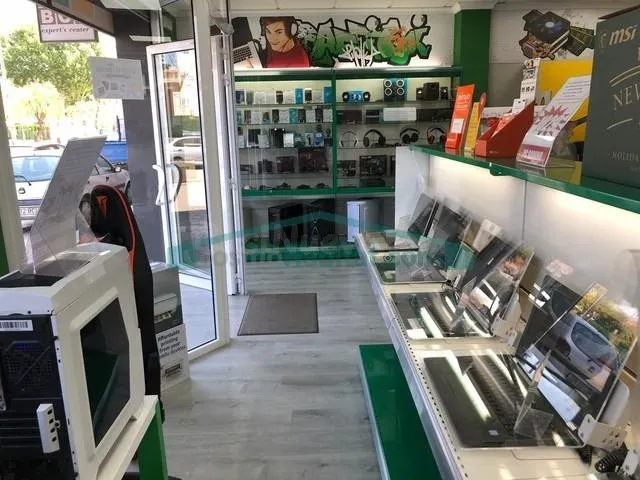 Traspaso de negocio de informática en funcionamiento en Déni - foto 2