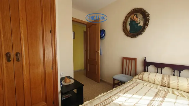 Amplio piso con tres dormitorios en playa de san juan — 22