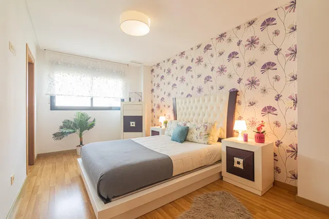 vivienda con piscina, plaza de garaje, terraza, 3 habitaciones y 2 baños — 28