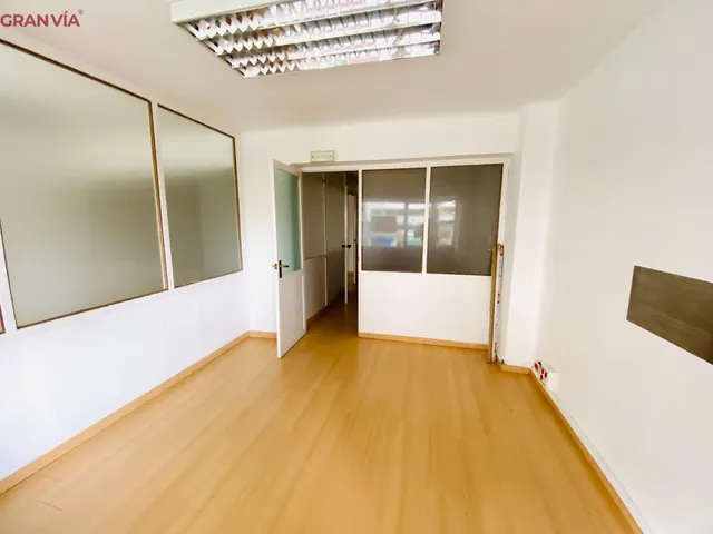 Oficina en el centro de Logroño — 7