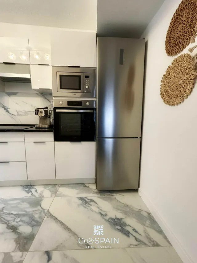 Flat / apartment for sale in Calle Caballero de Rodas — 17