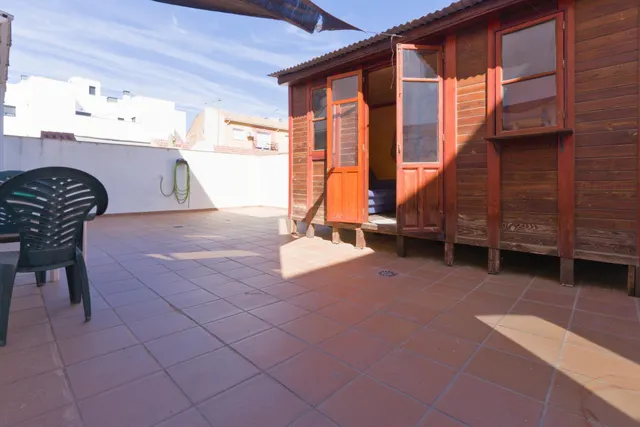Piso en el centro de Armilla con patio privado de 66m — 20