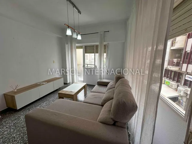 VIVIENDA DE 4 DORMITORIOS EN EL CENTRO DE ORIHUELA — 8