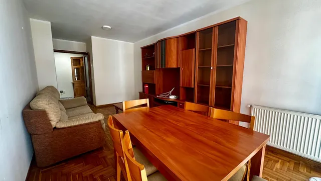 PISO DE DOS DORMITORIOS EN EL CENTRO DE CANGAS DE ONIS — 9
