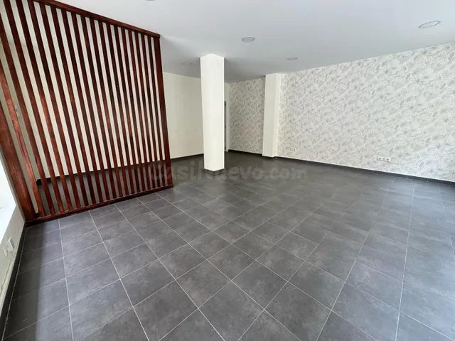 Local comercial 60m² en alquiler - Garrido Norte - foto 3