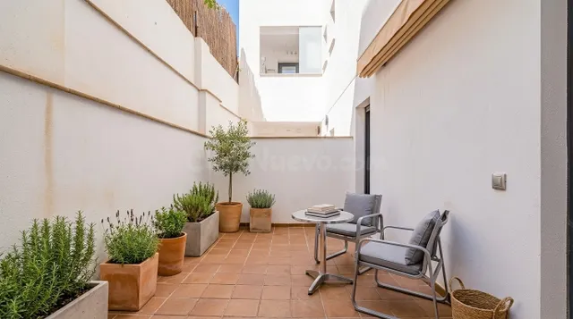 Magnífico duplex moderno con patio !! - foto 2