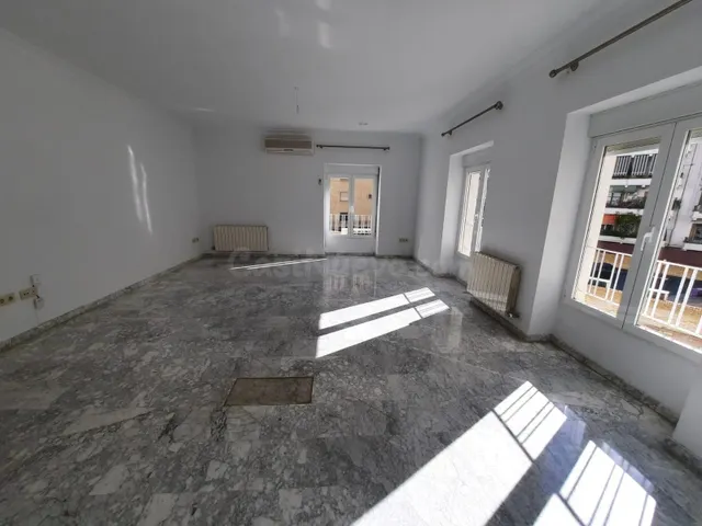 Piso 3 habitaciones 139m² en alquiler - Recogidas - foto 2