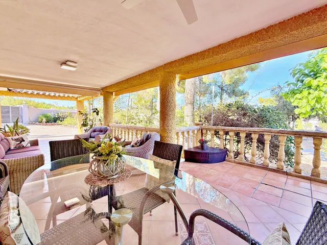 Tu refugio junto a la Sierra Calderona: 5 habitaciones, gran - foto 2
