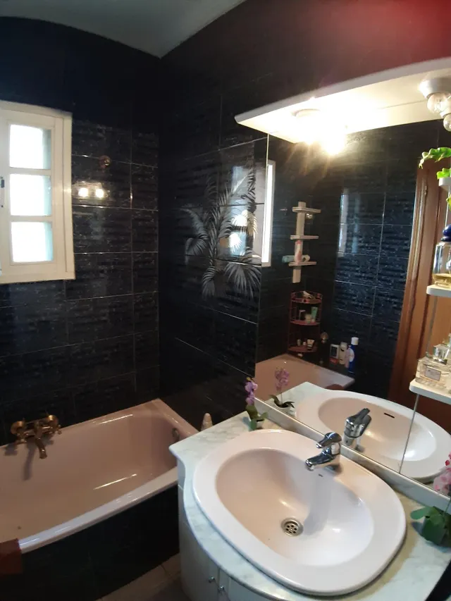 CASA MUY AMPLIA DE 4 DORMITORIOS LISTA PARA ENTRAR A VIVIR ( LAS LAGUNAS) — 29