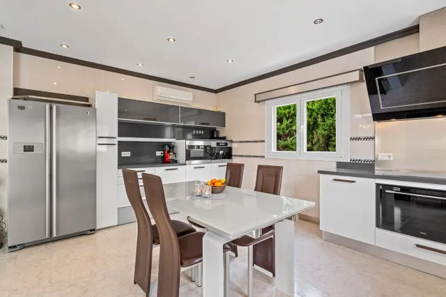 Villa 4 habitaciones 292m² en venta - Doña Pepa — 14