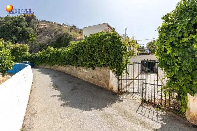 TERRENO URBANO EN LA HERRADURA — 10