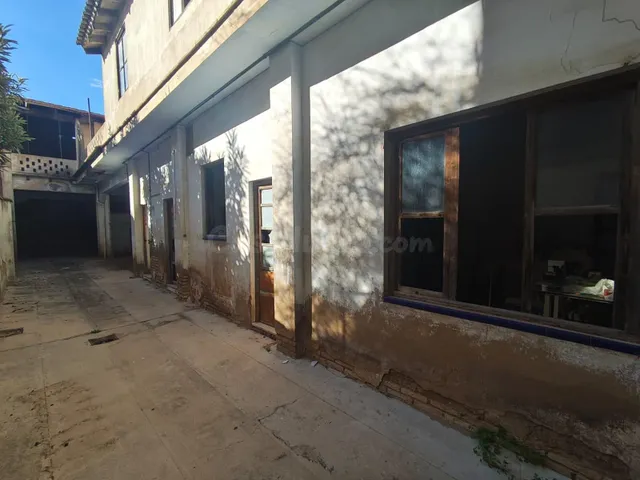 Amplia Planta Baja en Algemesí para Reformar - foto 5