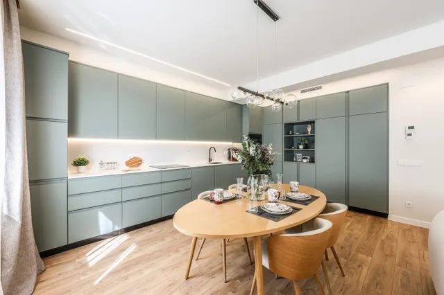 Exclusiva vivienda de lujo en planta alta con orientación sur junto al retiro — 48