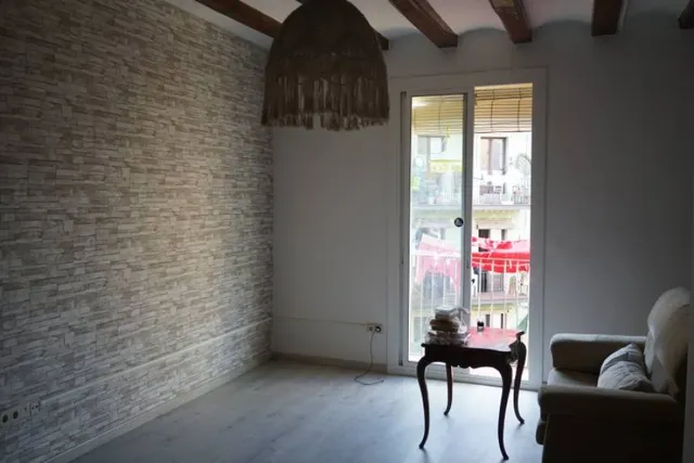 Piso en el barrio de moda en centro de Barcelona — 2