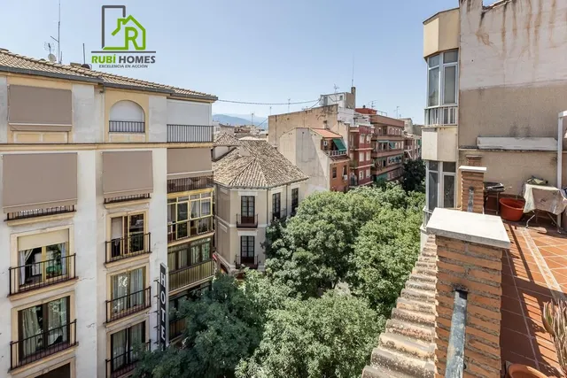 ÁTICO EN VENTA - GRANADA (C/San Juan de Dios) - foto 4
