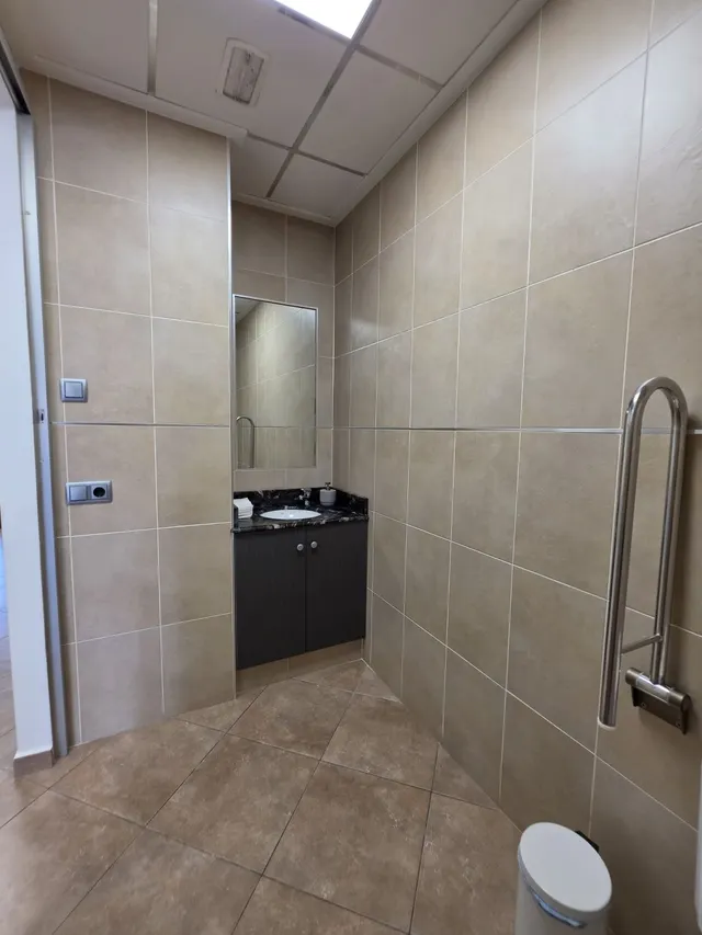 Local comercial con opción a vivienda en Benissa Pueblo : luz, amplitud y vistas al Peñón de Ifach y al Mar — 16