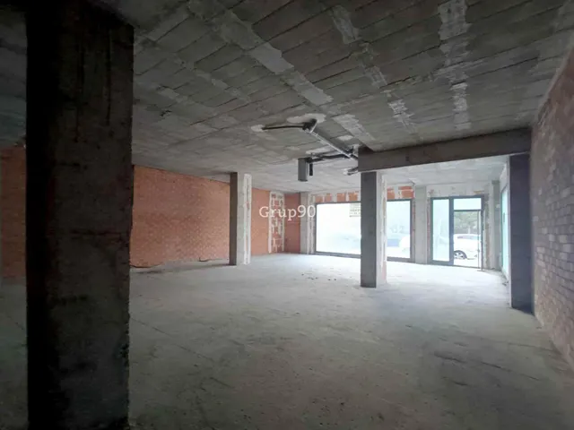 VENTA DE LOCAL COMERCIAL A PIE DE CALLE EN CAPPONT — 8