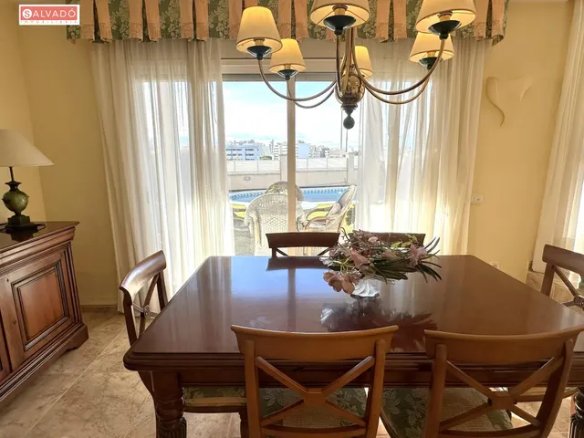 ¡CHALET ESQUINERO CON PISCINA PRIVADA Y VISTAS AL MAR EN EL MAS MEL! — 10