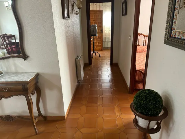 Magnifica casa  con terreno en el casco urbano — 9