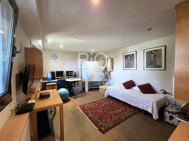 Espectacular casa con jardín y piscina privada en la ciudad de mataro — 22