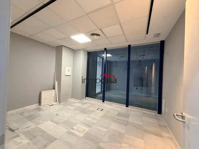Local comercial 185m² en alquiler - San Miguel — 26