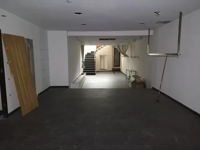 Local Comercial en alquiler  Zona Centro — 8