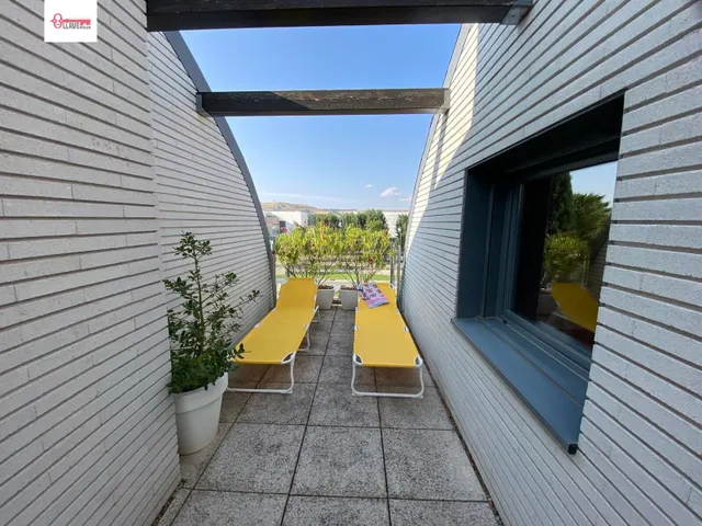 Exclusivo Adosado Seminuevo en Burgos - Zona Universidad — 29