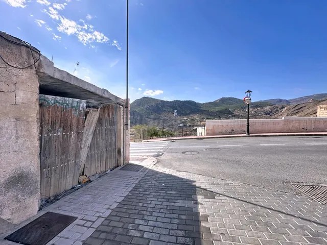 Oportunidad Única: Terreno Urbano en el Corazón de Alhama de